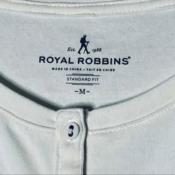 🆕 Royal Robbins White Tee - Medium - Picture 2 of 5